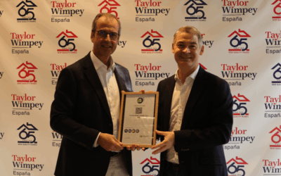 Taylor Wimpey España recibe el certificado Double U